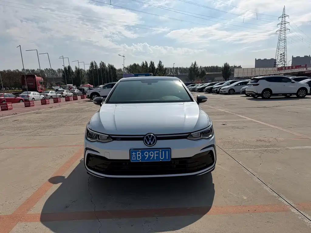 Volkswagen Golf — миниатюра 2