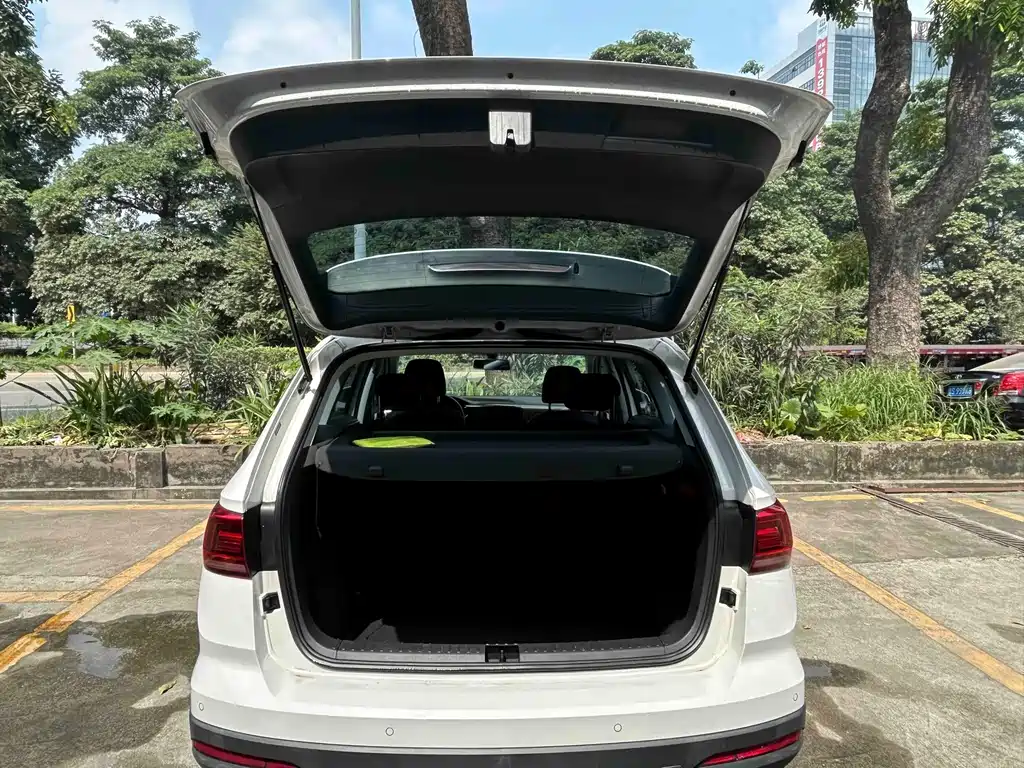Volkswagen Tharu — миниатюра 10