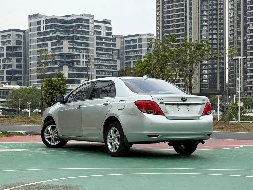 BYD Surui — миниатюра 3
