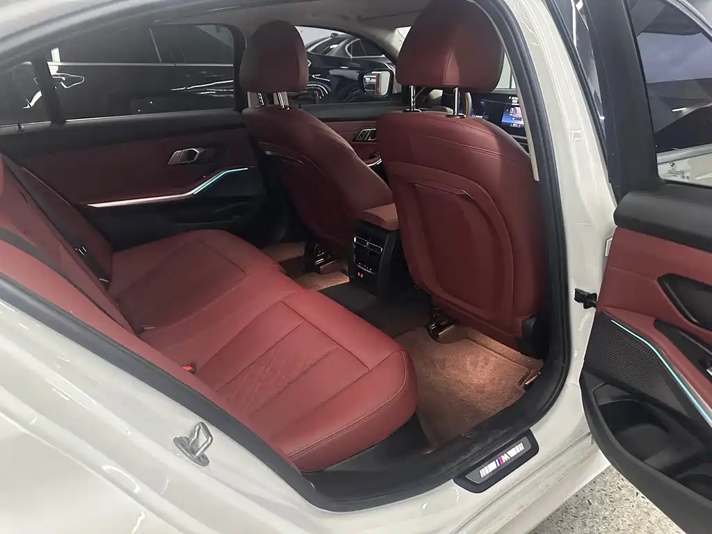 BMW 3 Series — миниатюра 8