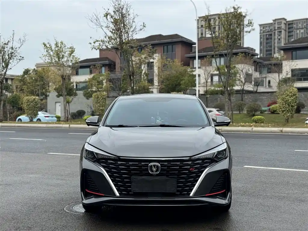 Changan Eado — миниатюра 2