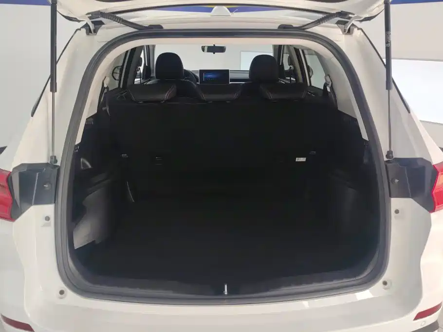 Haval M6 — миниатюра 4