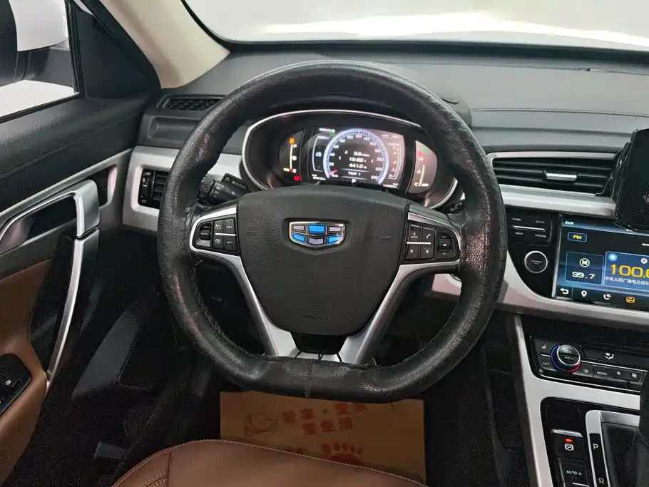 Geely Boyue — миниатюра 15