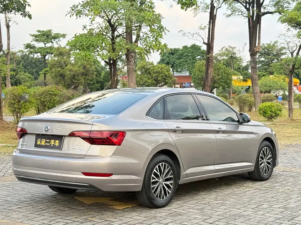 Volkswagen Sagitar — миниатюра 12