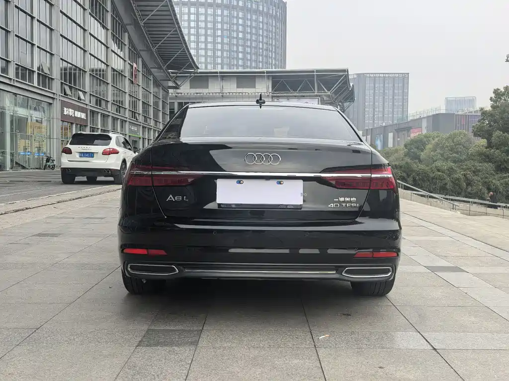 Audi A6L 2021 40 TFSI Luxury