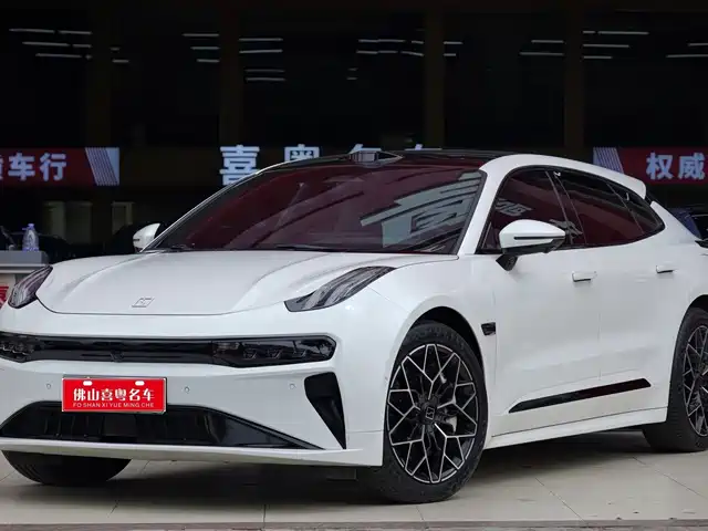 2024 Zeekr 001