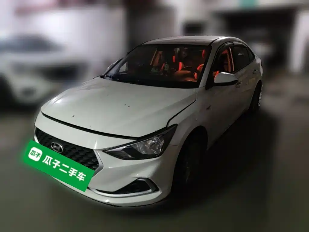 Hyundai Elantra — миниатюра 2
