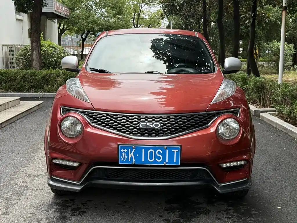 Infiniti ESQ — миниатюра 2