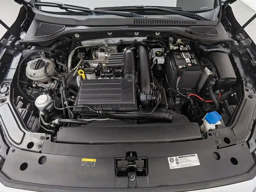 Volkswagen Passat 2023 280TSI