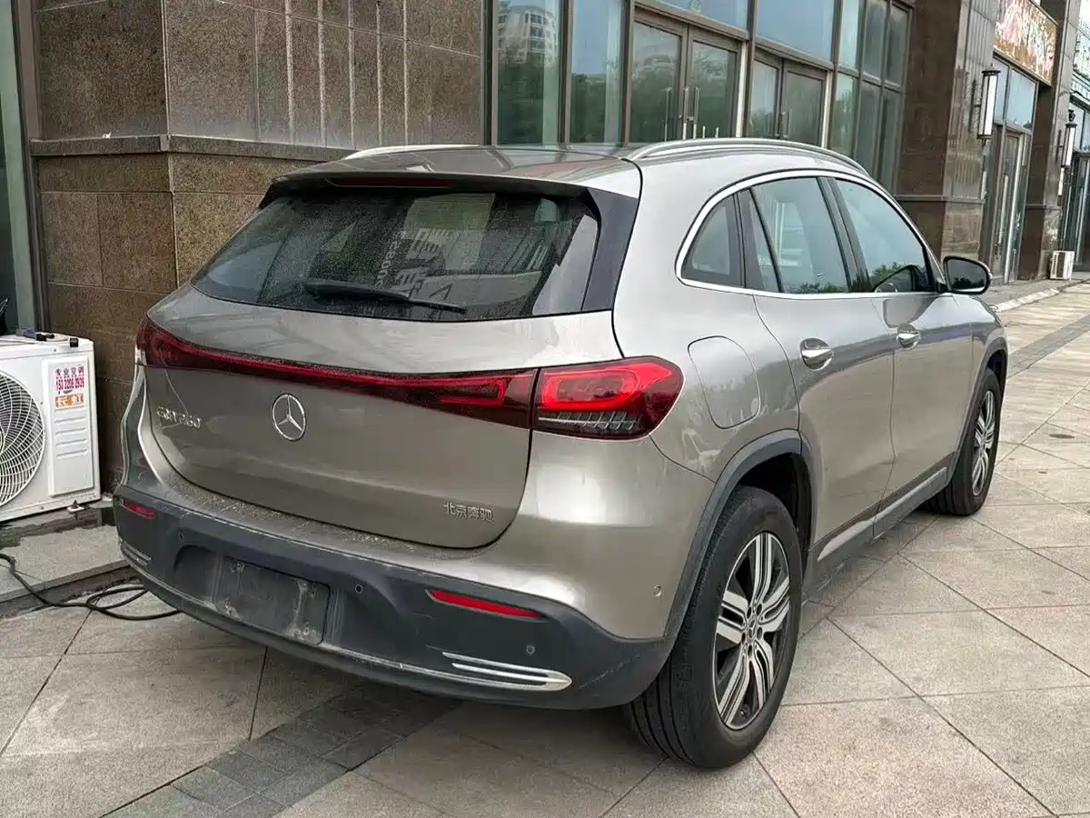 Mercedes-Benz EQA