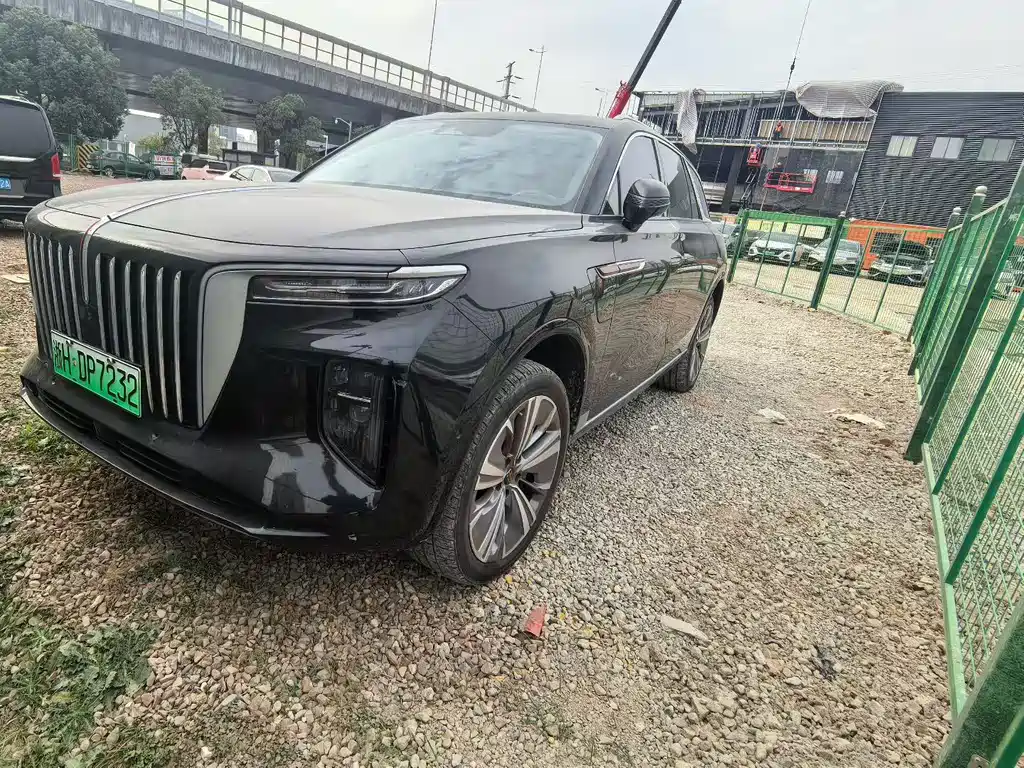 Hongqi Hongqi E-HS9 2022
