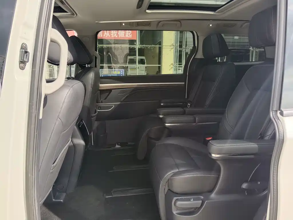 GAC Motor M8 Leader Series 390T Premium Edition, фото 10