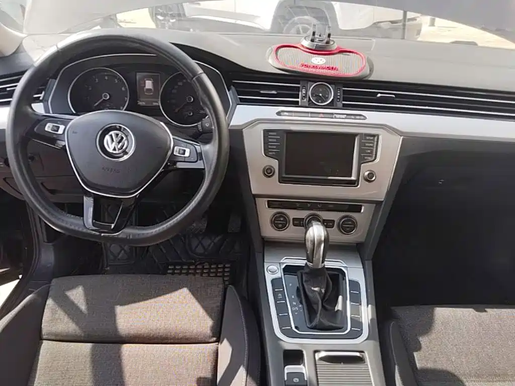 Volkswagen Viloran — миниатюра 11