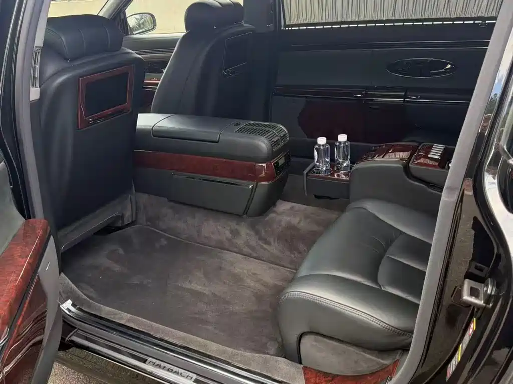 Mercedes-Benz Maybach 2009 5.5T AT