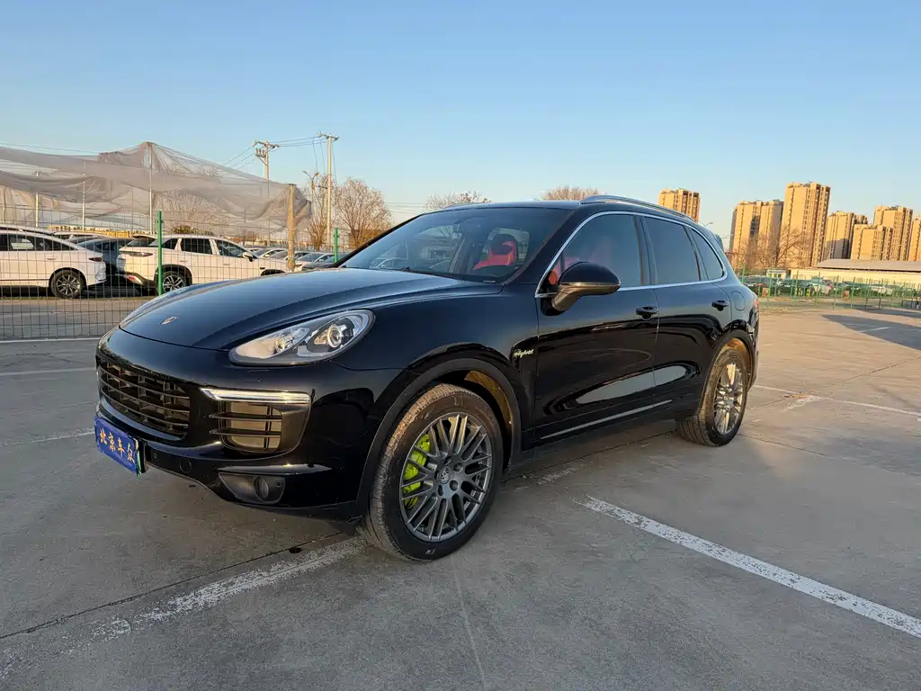 PORSCHE CAYENNE NEW ENERGY
