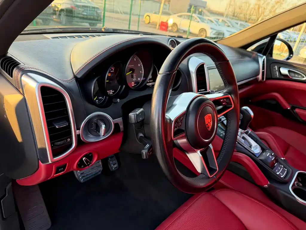 PORSCHE CAYENNE NEW ENERGY