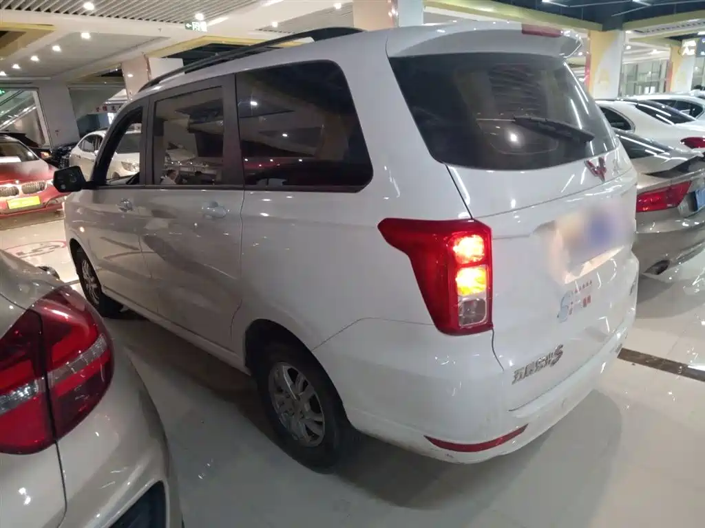 WULING AUTOMOBILE WULING HONGGUANG