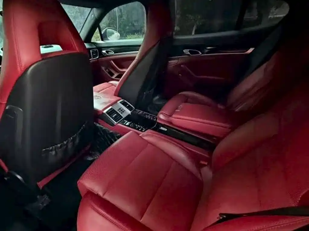 Porsche Panamera 2013 Panamera Platinum Edition 3.6L