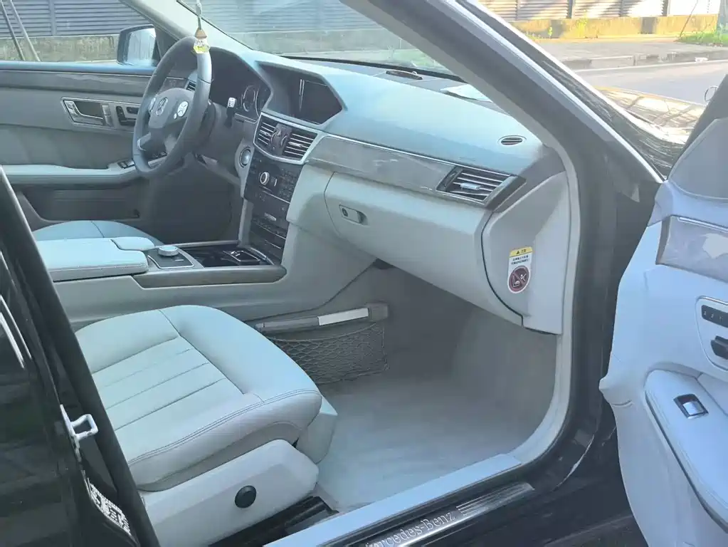 Mercedes-Benz E-Class (Import) E 300 Fashion Type Luxury Edition, фото 7
