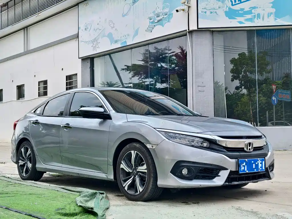 HONDA CIVIC