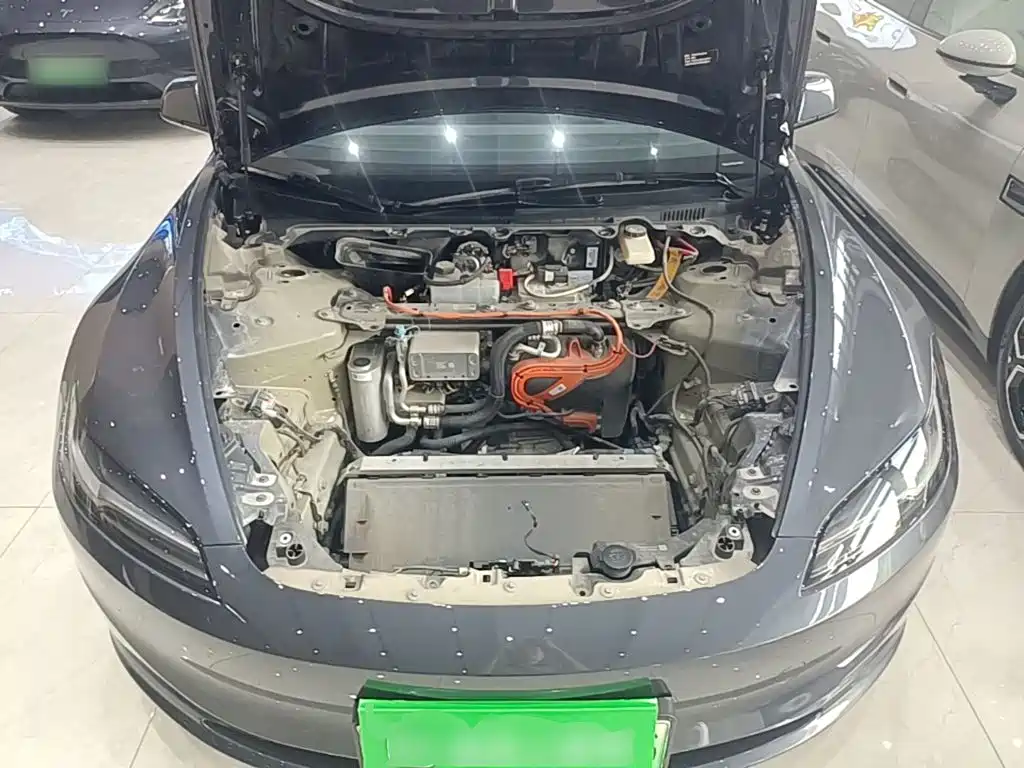 Tesla Model 3 — миниатюра 20