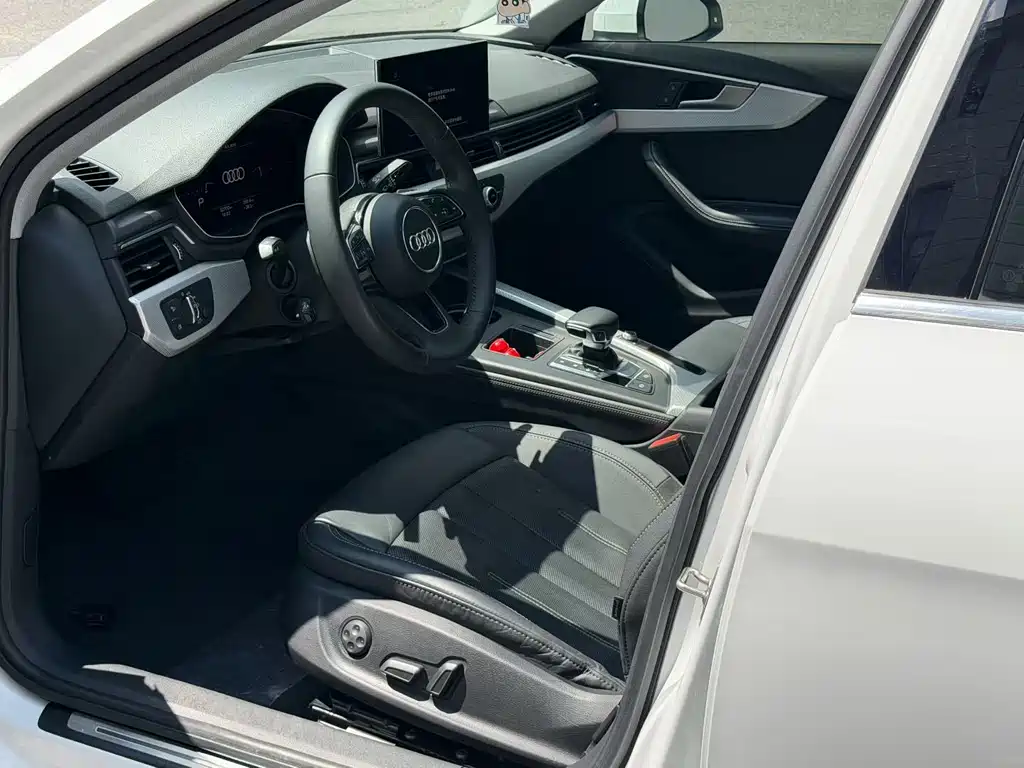 Audi A4L 2020 40 TFSI Fashion
