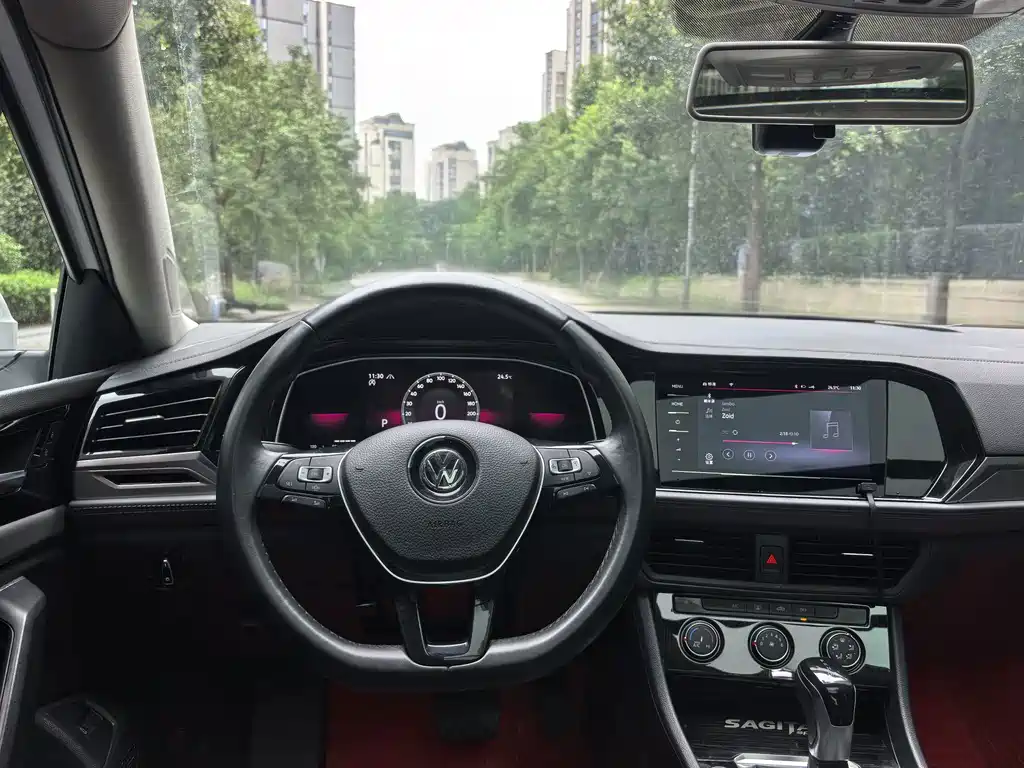 Volkswagen Sagitar — миниатюра 6