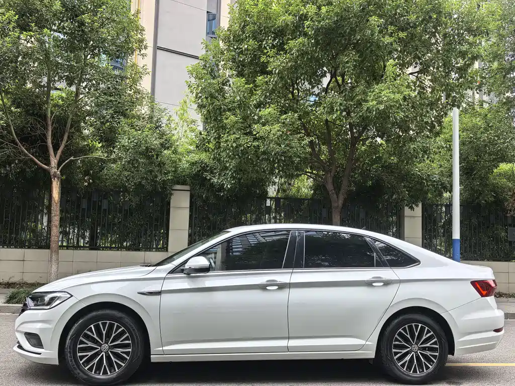 Volkswagen Sagitar — миниатюра 15