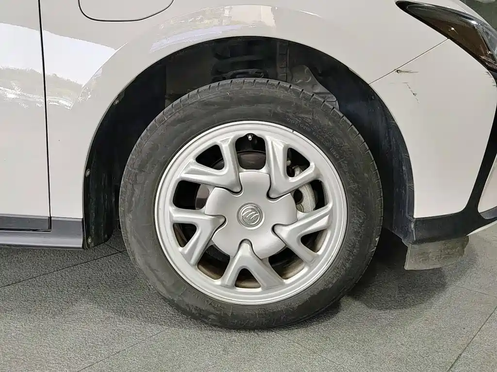 Buick Velite 6 — миниатюра 18