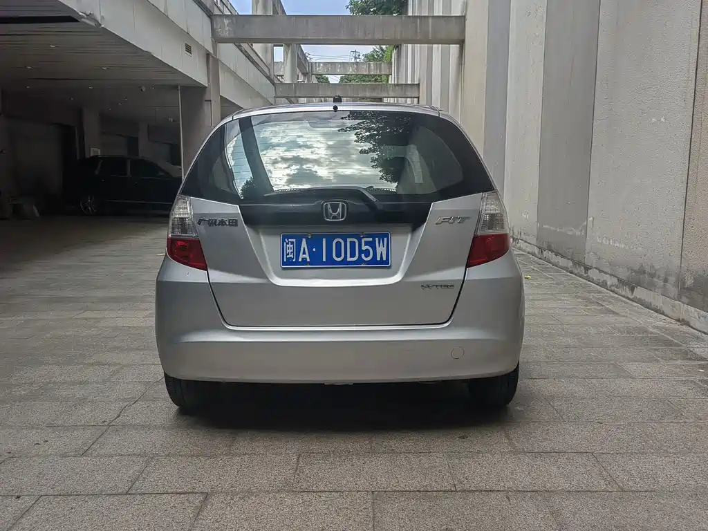Honda Fit — миниатюра 9
