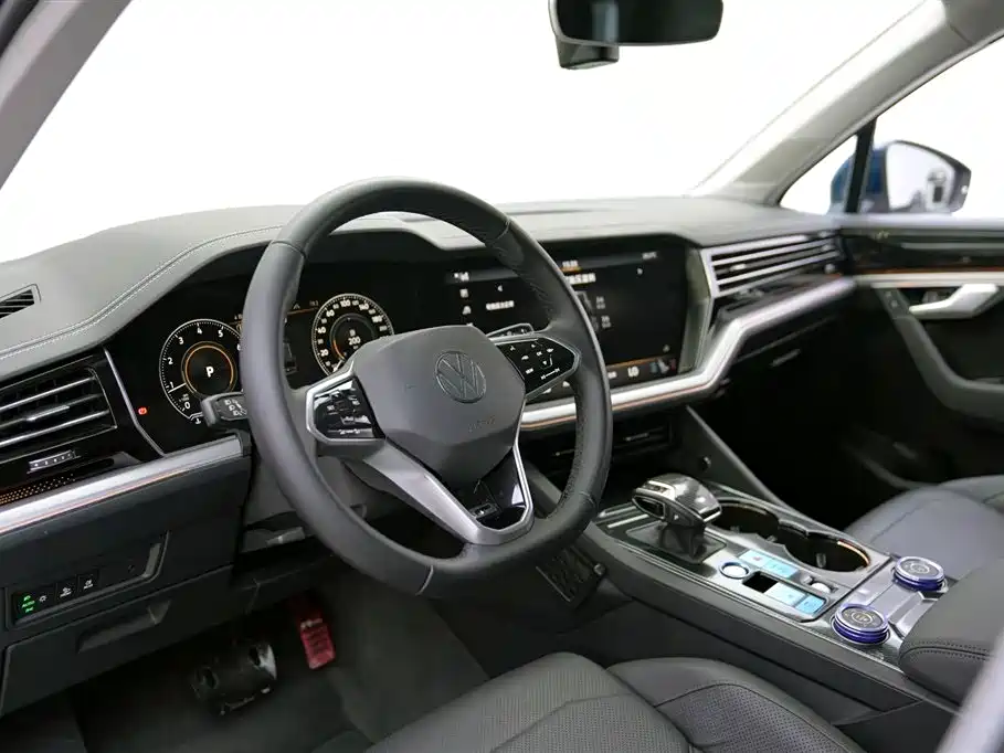 Volkswagen Touareg 2021 2.0TSI