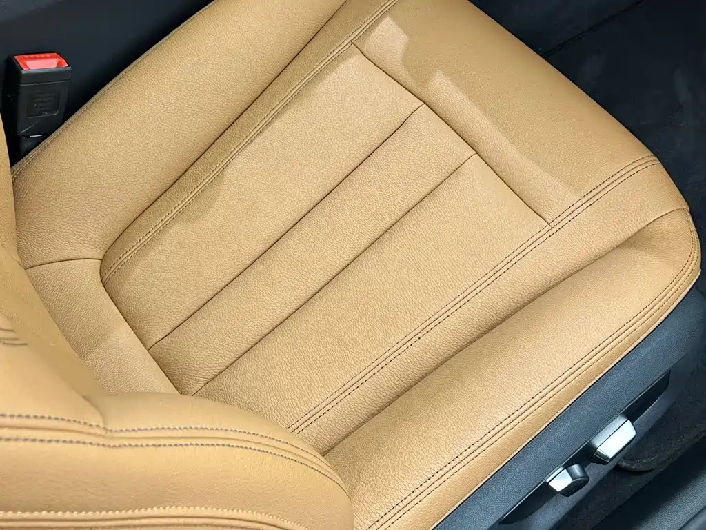 BMW 5 Series — миниатюра 25