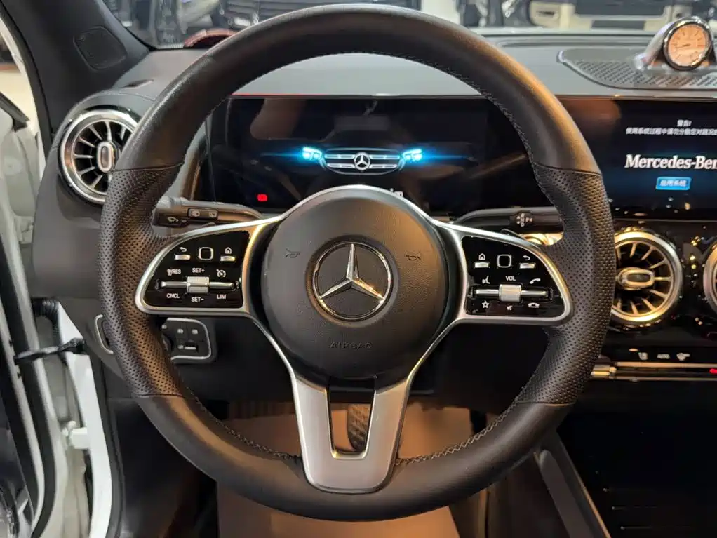 Mercedes-Benz GLB 2021 GLB 200 4MATIC