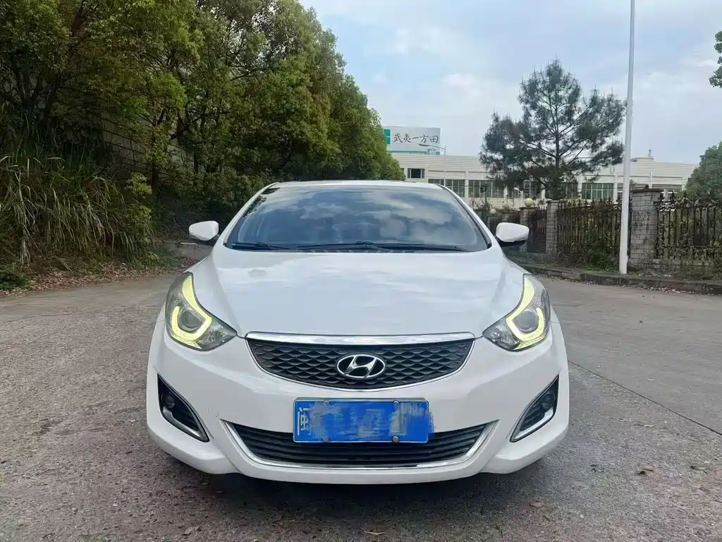 Hyundai Elantra Langdong 1.6L Auto Premium Type, фото 2