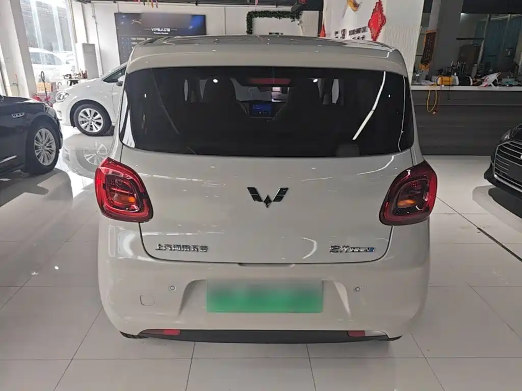 Wuling MINIEV — миниатюра 6