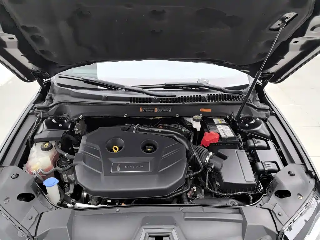 Lincoln MKZ — миниатюра 6