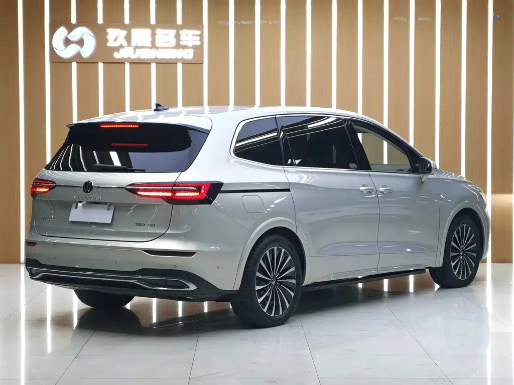 Volkswagen Viloran — миниатюра 6