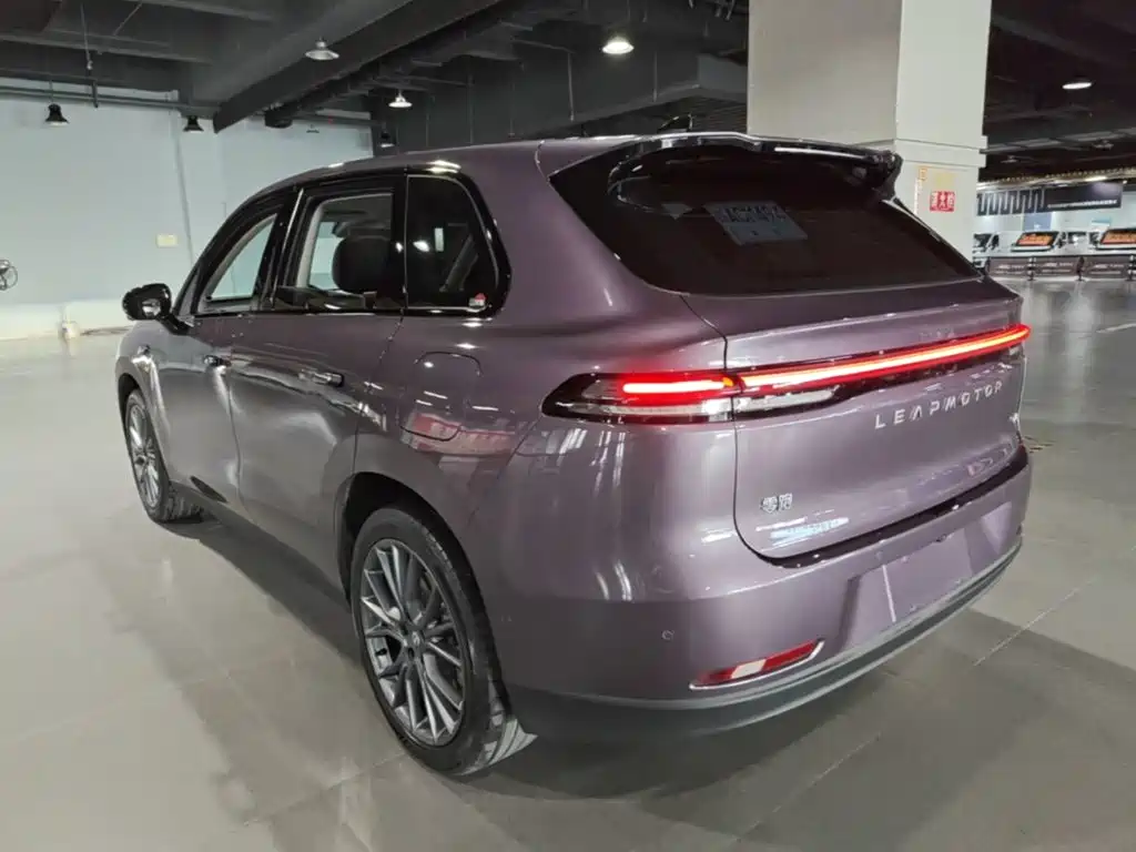Leapmotor Leapmotor C10 — миниатюра 5