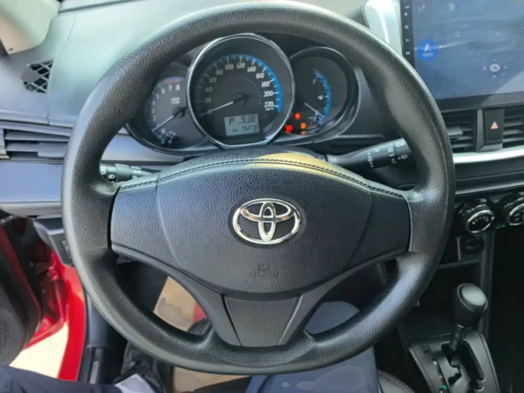 Toyota Yaris L — миниатюра 11