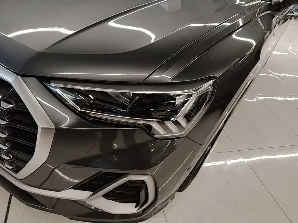 Audi Q3 — миниатюра 24