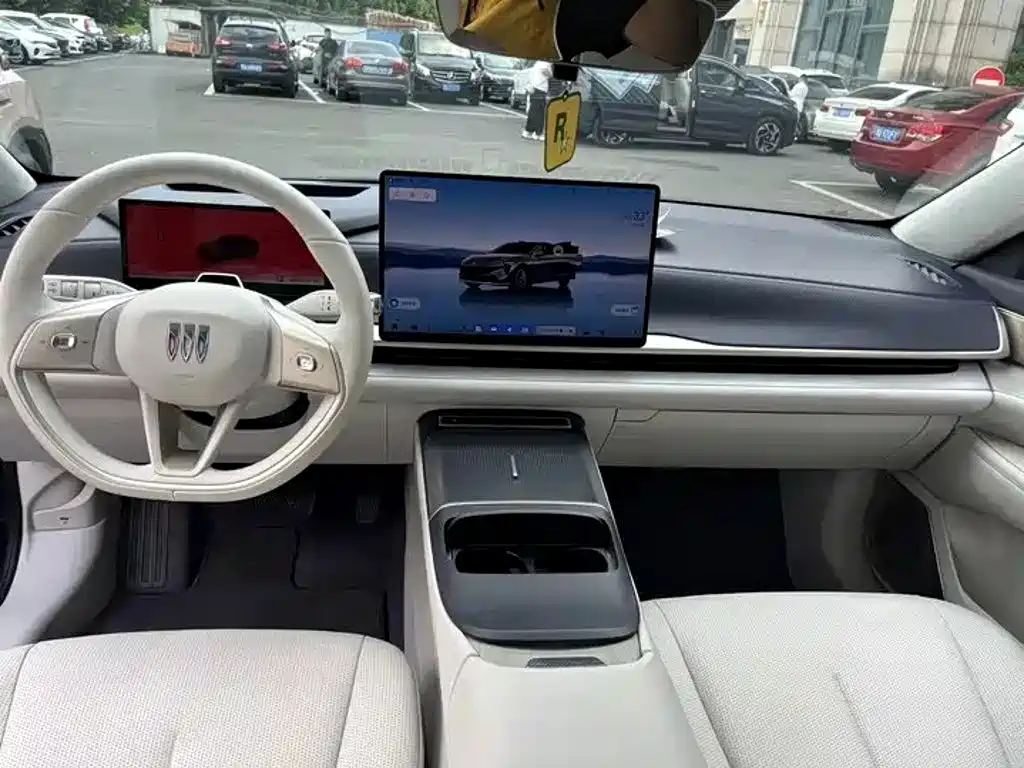 Buick Electra L7 — миниатюра 3