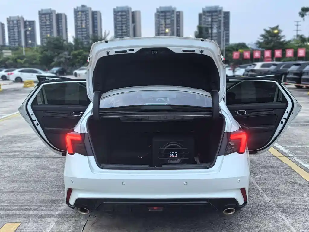Honda Integra — миниатюра 10