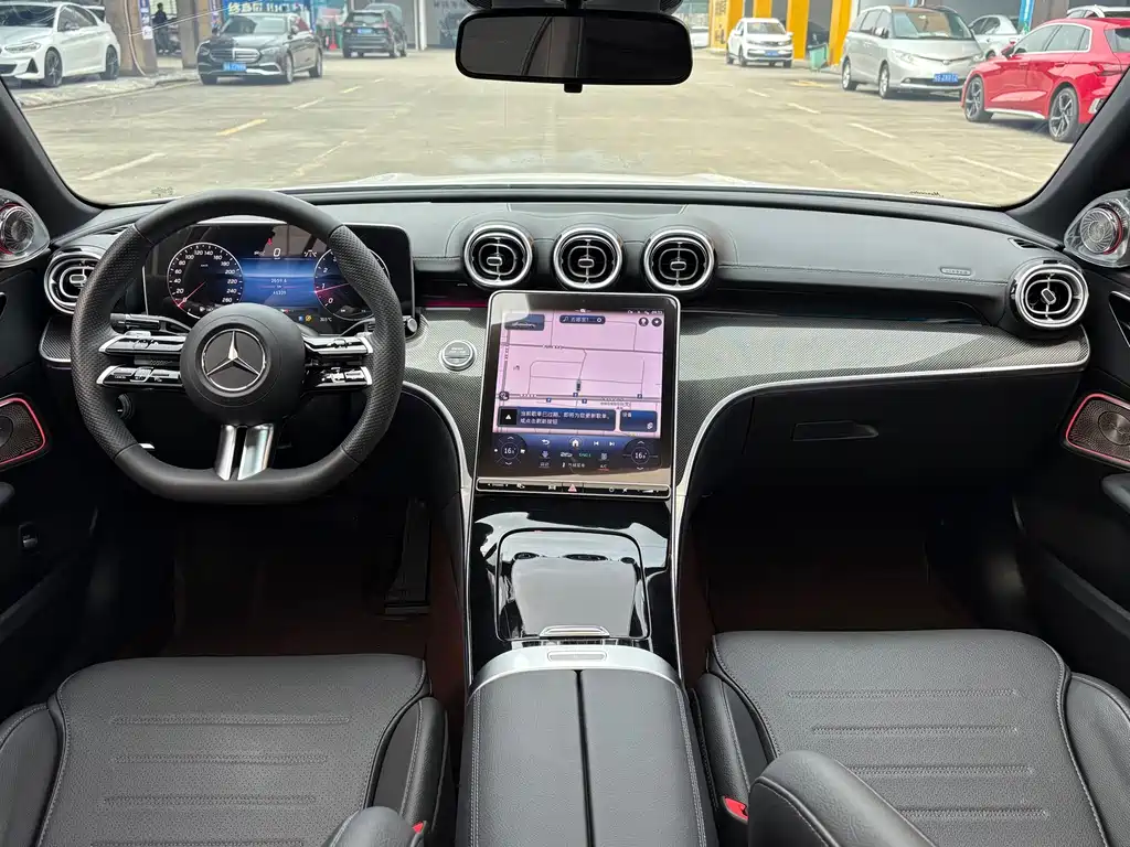 Mercedes-Benz C-Class — миниатюра 8