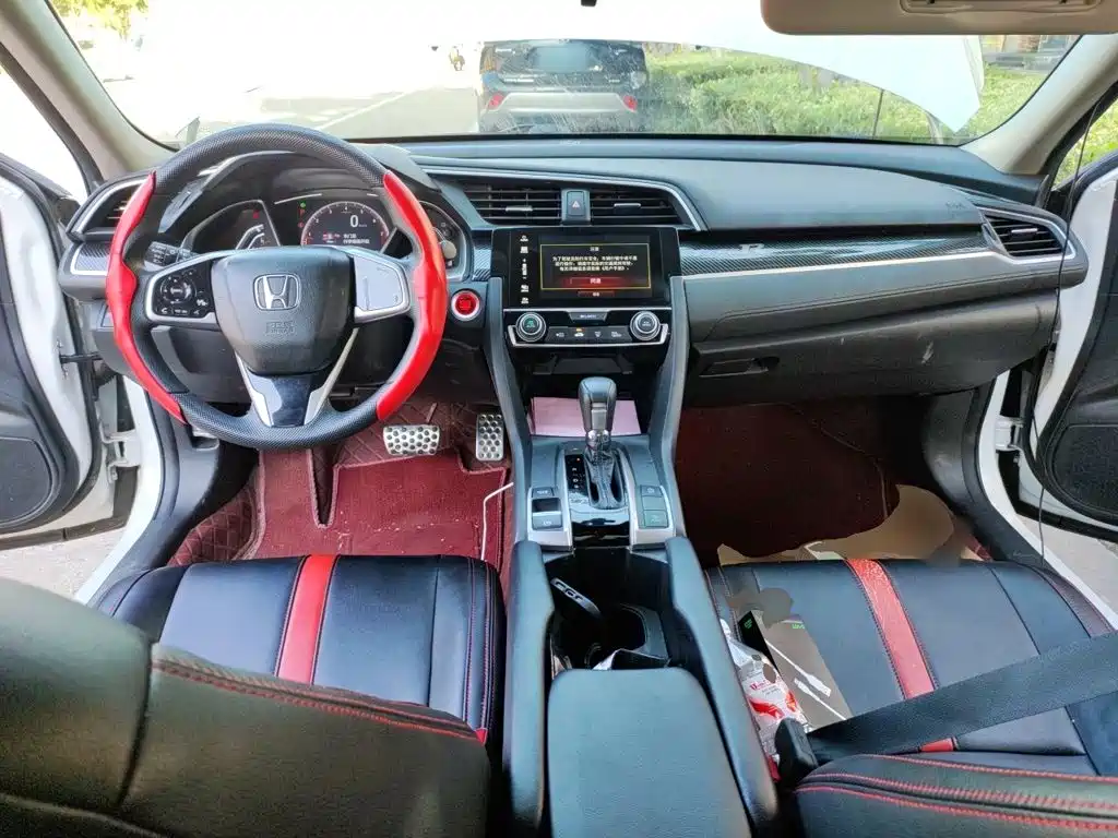 Honda Civic — миниатюра 5