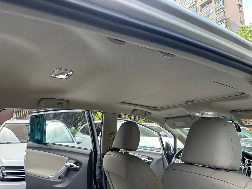 Toyota Verso — миниатюра 12