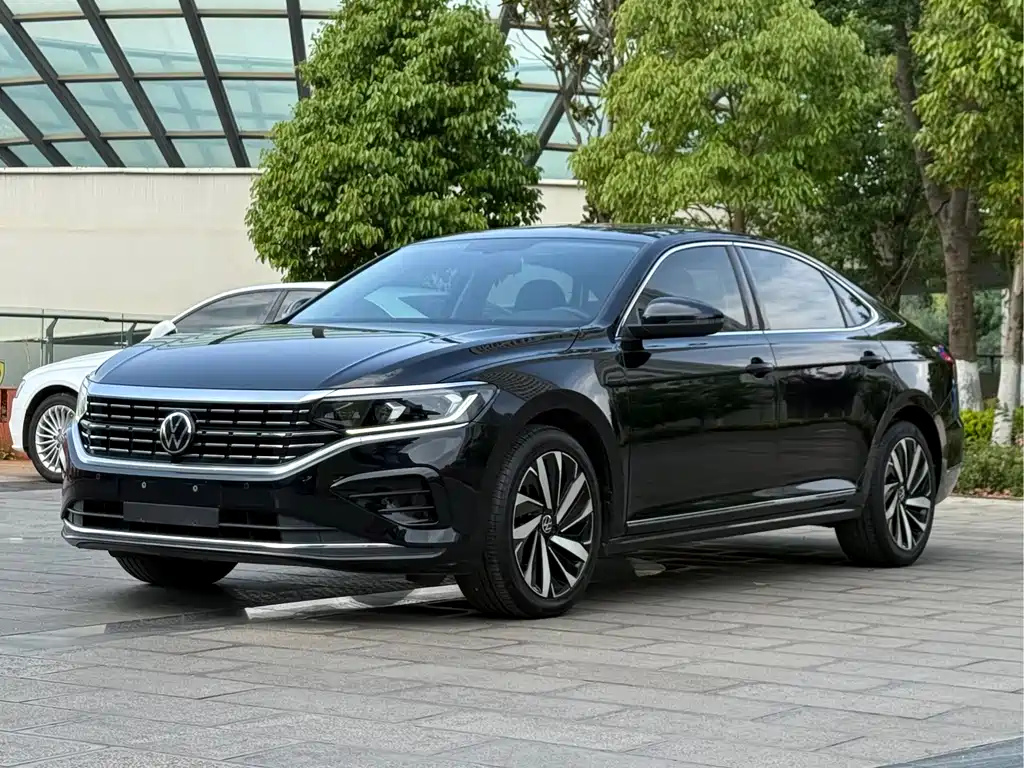 Volkswagen Passat 2022