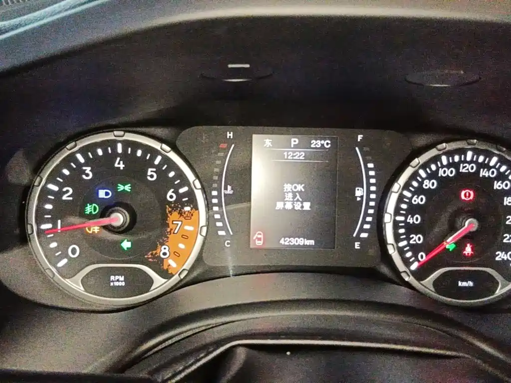 Jeep Renegade — миниатюра 12
