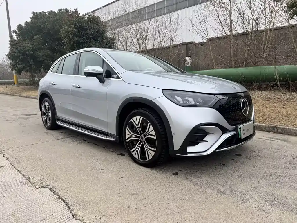 MERCEDES-BENZ EQE SUV