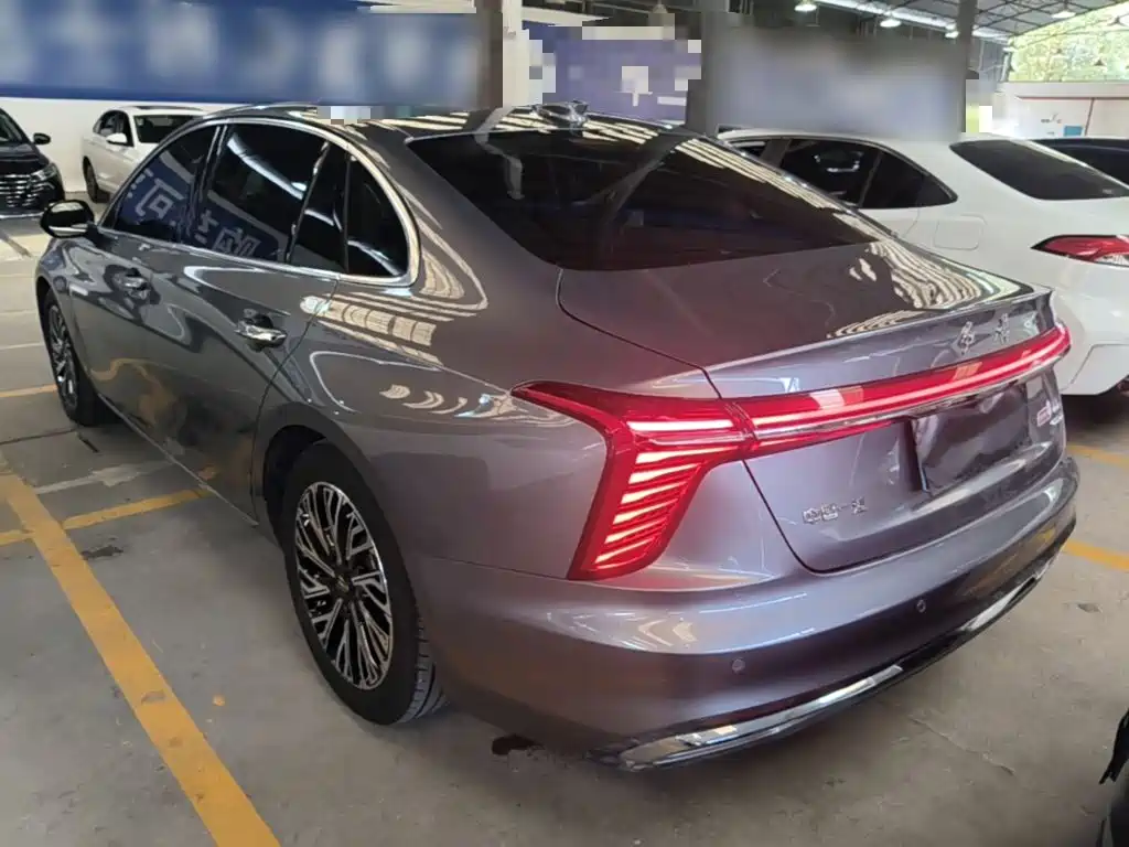 Hongqi Hongqi H5 — миниатюра 5