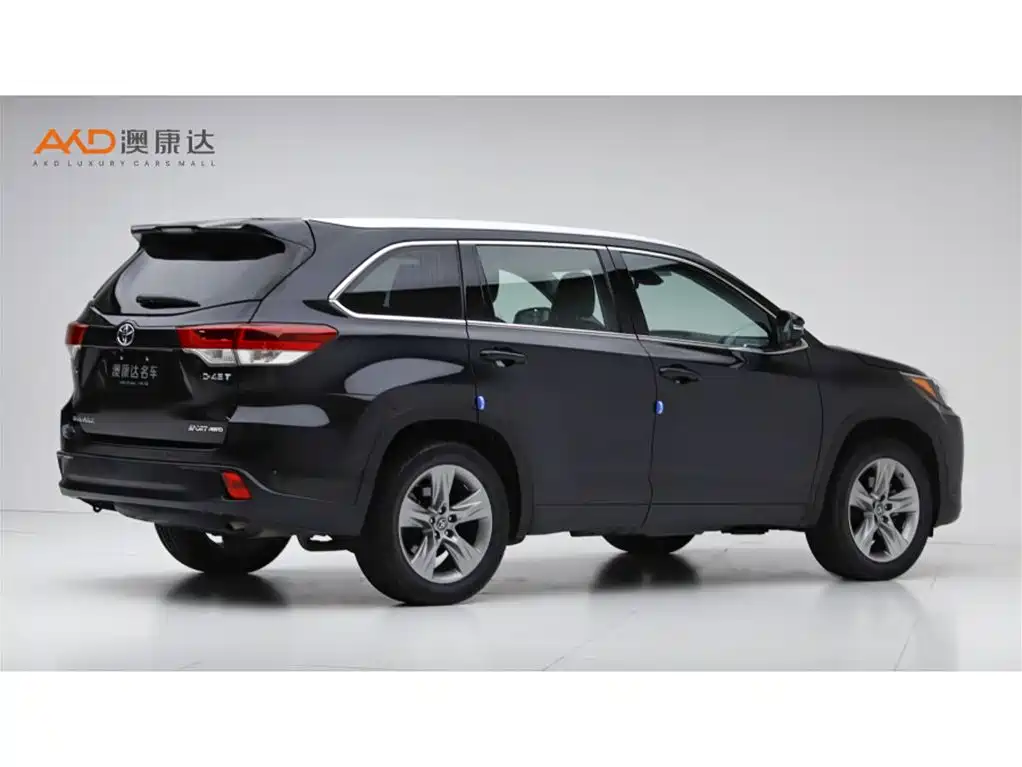 Toyota Highlander 2021 2.0T Luxury 7 мест